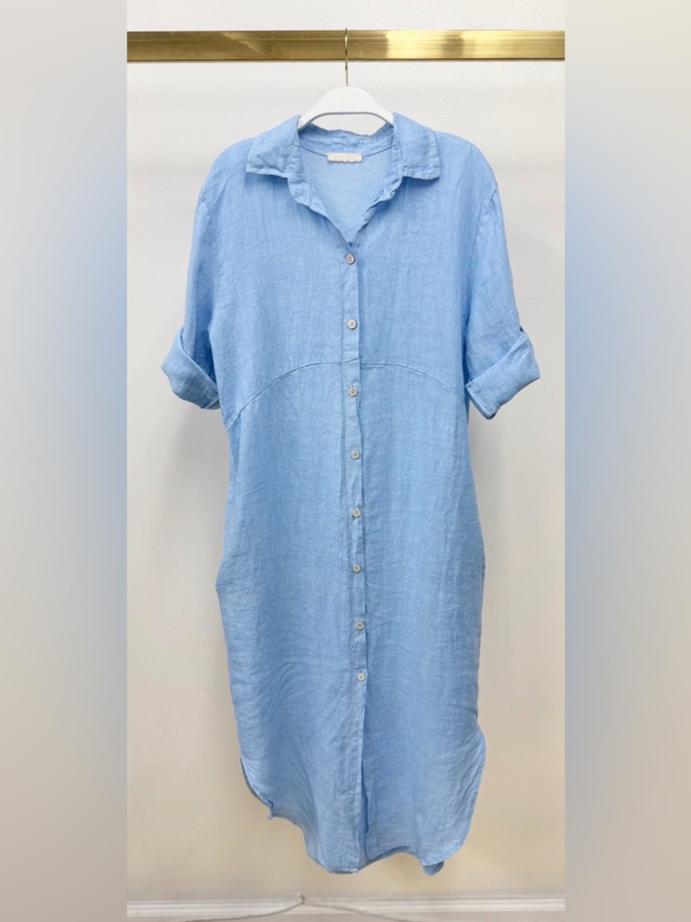 (60601-SOL-SKY) SOLID MIDI-LENGTH BUTTON DOWN LINEN DRESS